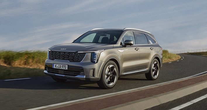 Der Kia Sorento Hybrid.